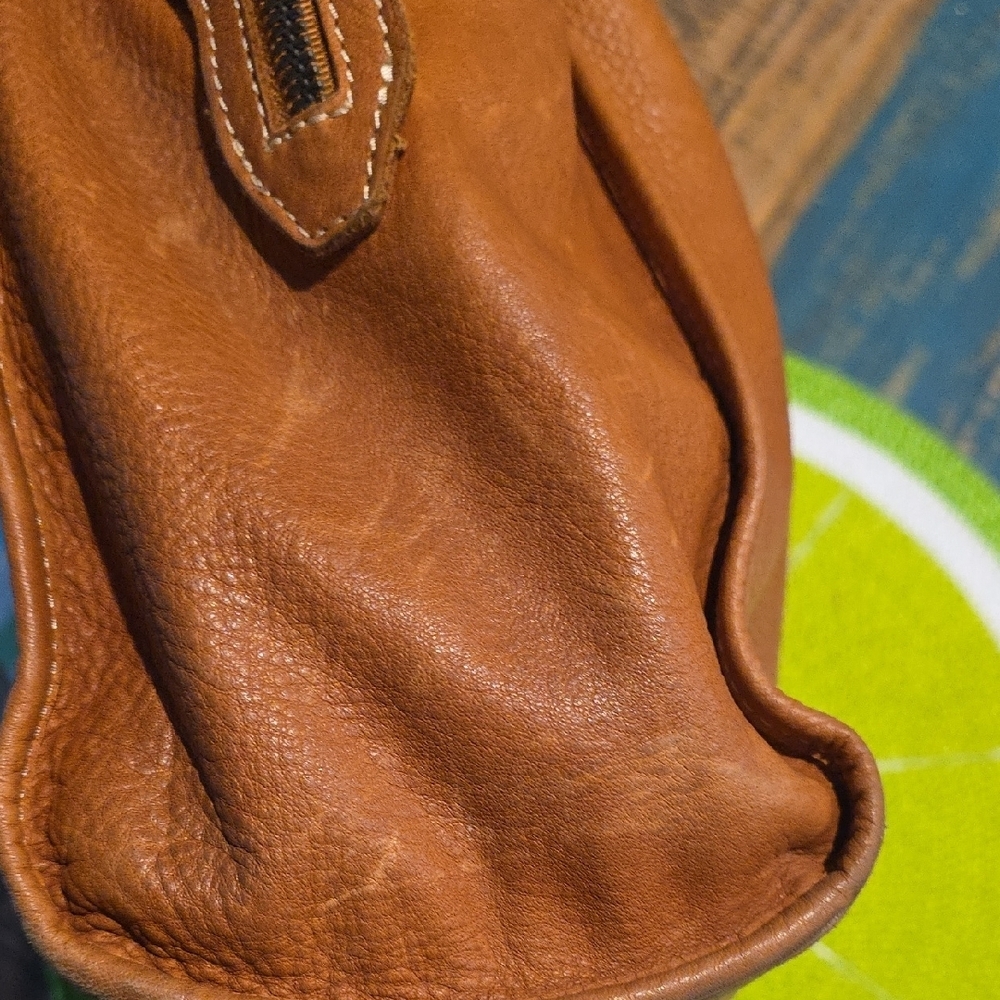 American Leather Co. Lenox Triple Entry Leather Sa - Picture 12 of 16